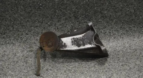 BMW 5 E34 Engine mounting bracket 113336211