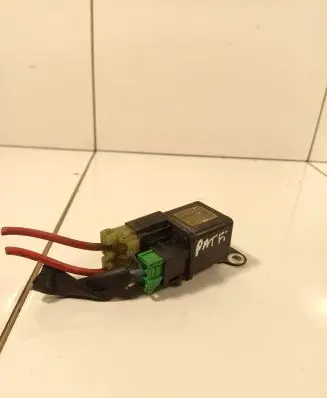 Nissan Pathfinder R51 Other relay 25230