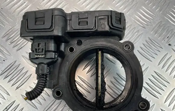Mercedes-Benz C W204 Throttle valve A6510900270 DK0040 98200606