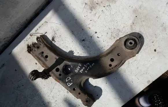 Volkswagen Golf IV Front lower control arm/wishbone