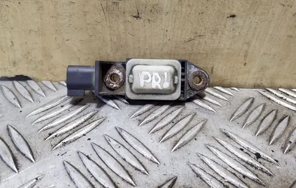 Volvo XC90 Airbag deployment crash/impact sensor 30724677