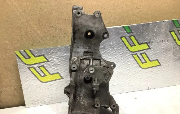 Generator/alternator bracket