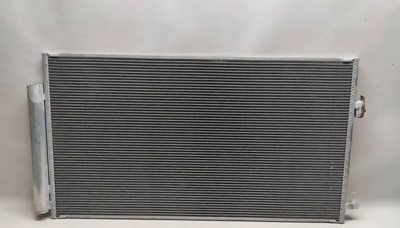 Toyota Prius xw60 A/C cooling radiator (condenser) CZ4477802360 CZ447780-2360