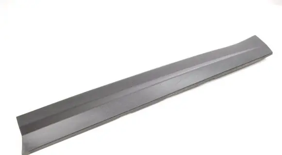 Ford Explorer Front door trim (molding) R2KBR20848A