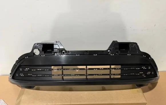 Hyundai Kona I Front bumper 86561DDAA0