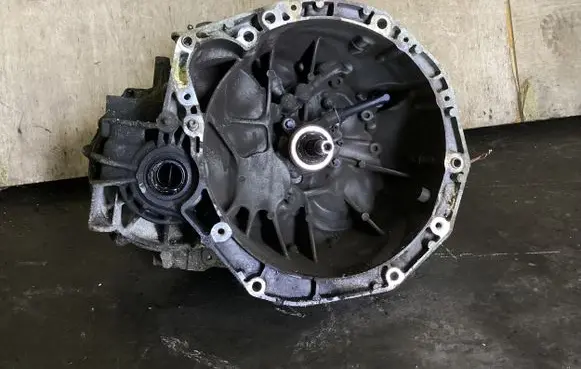 Renault Megane II Manual 6 speed gearbox 7701717853