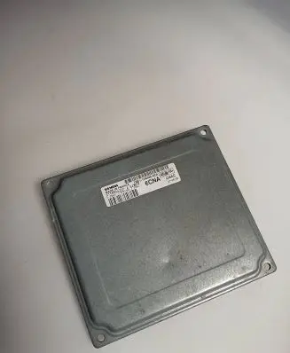 Ford Focus Engine control unit/module 7M5112A650AZA S118944201A 6CNA
