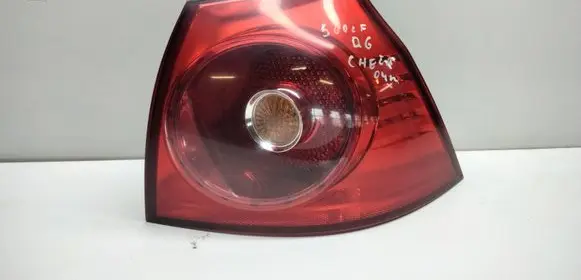 Volkswagen Golf V Rear/tail lights 4VFX13404AA