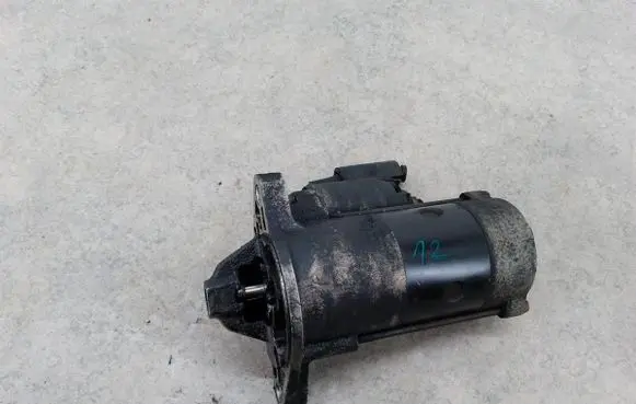 Mazda 5 Starter motor M002T88671