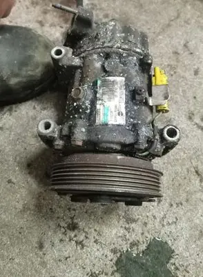 Mini Cooper Countryman R60 Air conditioning (A/C) compressor (pump) 921317505
