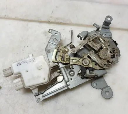 Mazda 5 Rear door lock 