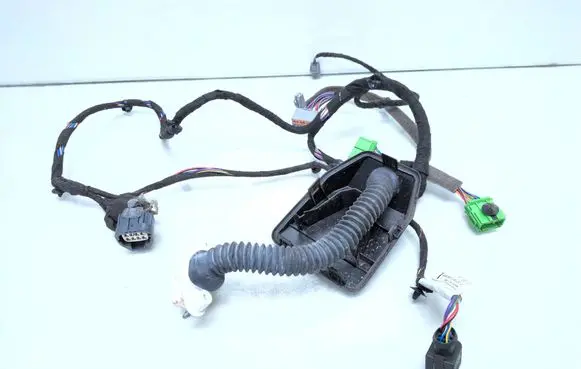 Volvo XC90 Front door wiring loom 30762158