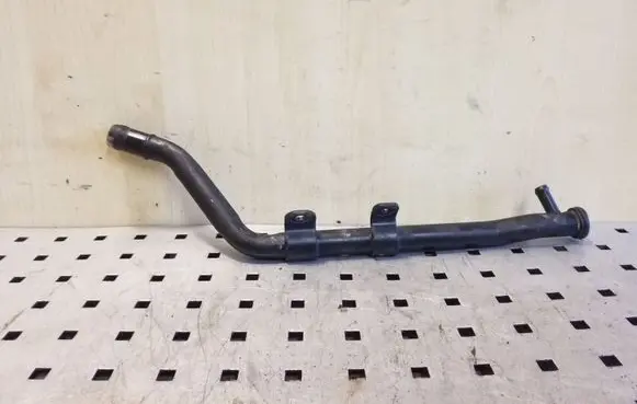 KIA Sorento Engine coolant pipe/hose