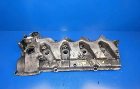 Volvo XC90 Rocker cam cover 