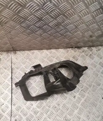 Audi Q7 4L Headlight/headlamp mounting bracket