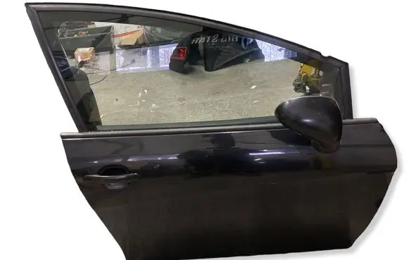 Seat Leon (1P) Front door 