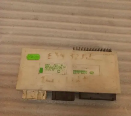 BMW 5 E39 Comfort/convenience module 6922152 12037310 6922273