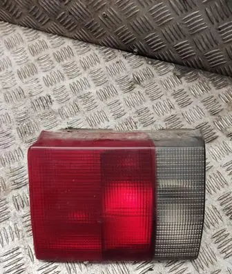 Tailgate rear/tail lights