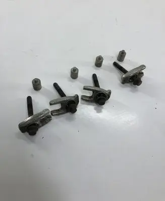 Renault Laguna III Fuel Injector clamp holder