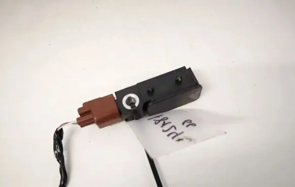 Ford Mondeo Mk III Airbag deployment crash/impact sensor 1s7t14b342af 1s7t-14b342-af