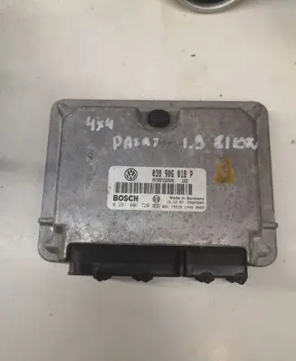 Volkswagen PASSAT B5 Engine control unit/module 038906018P 28SA3504 0281001720