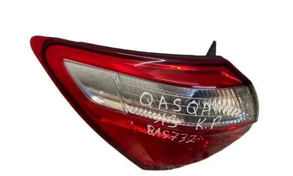 Nissan Qashqai+2 Rear/tail lights
