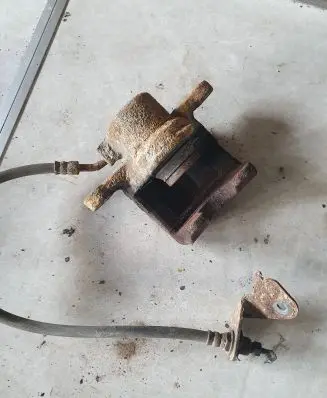 Chevrolet Captiva Rear brake caliper