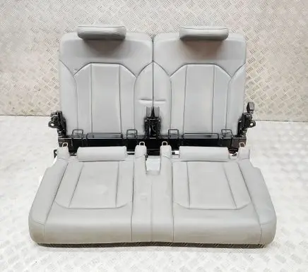 Audi Q7 4M Rear seat 4M0885705 4M0885305