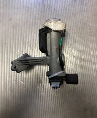 Chevrolet Captiva Ignition lock 909CPK3R0 022846 96673458