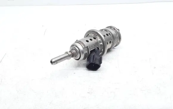 Volvo V40 AdBlue injector 32203677 8888784986