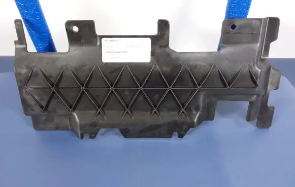 Mercedes-Benz R W251 Other sill/pillar trim element A2516803818