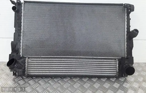 Mini Cooper Countryman R60 Coolant radiator 7644302 7617596