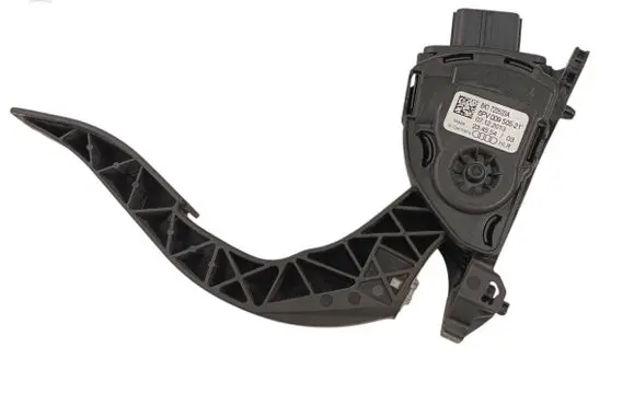Accelerator throttle pedal