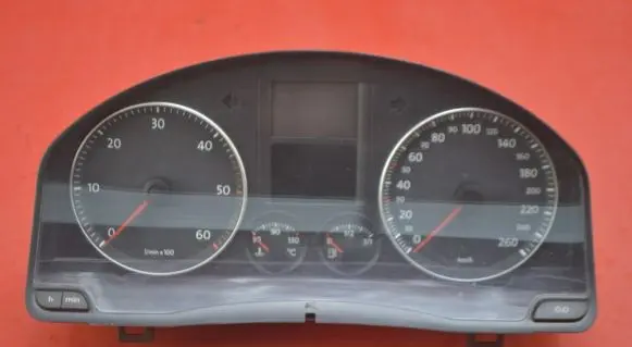 Volkswagen Golf V Speedometer (instrument cluster) 1K0920853Q