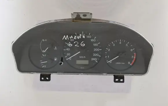 Mazda 626 Speedometer (instrument cluster) FEGE6WD