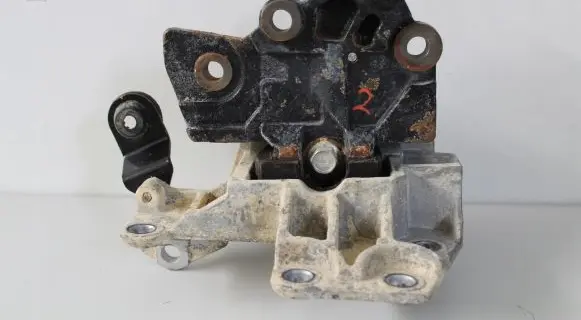 Nissan X-Trail T32 Engine mounting bracket 112534BD0A