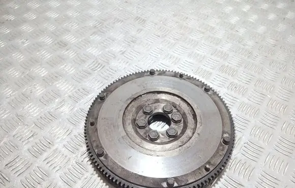 Volkswagen Golf V Flywheel 038105273F
