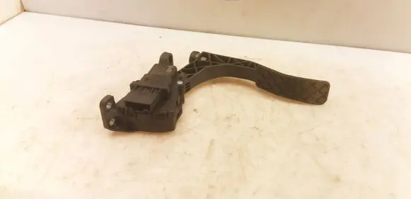 Audi A6 S6 C6 4F Accelerator throttle pedal 4F1723523B