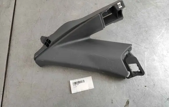 Audi A3 8Y (C) pillar trim 8y5867288