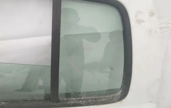 Renault Megane I Rear vent window glass 