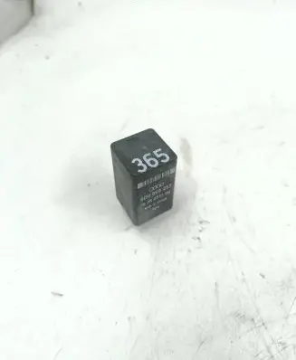 Audi A4 S4 B5 8D Other relay 8D0959257