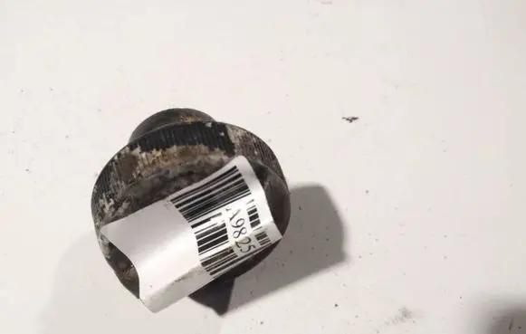 Nissan Micra Fuel tank filler cap 