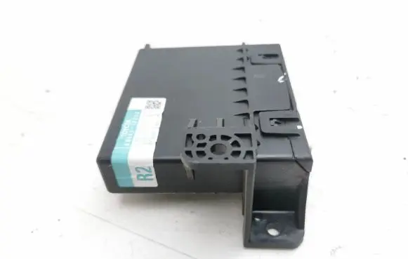 Toyota RAV 4 (XA30) Comfort/convenience module 8865042230