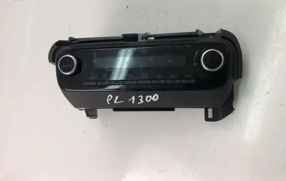 Toyota Yaris Climate control unit 55900K0280