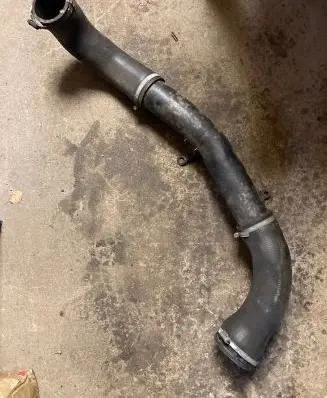 Volvo XC60 Intercooler hose/pipe 30740940 30741450