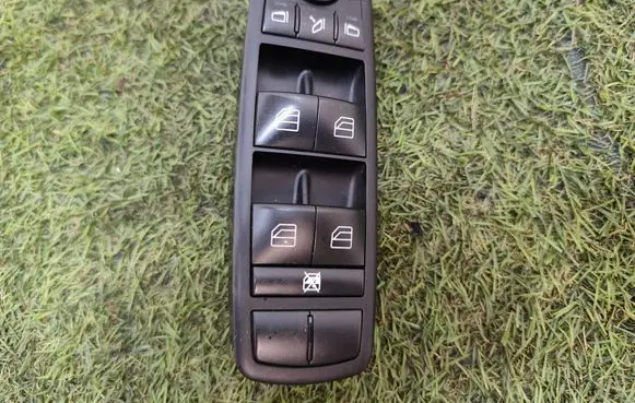 Electric window control switch