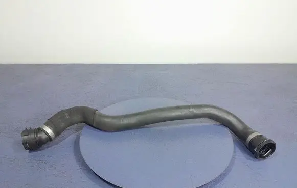 BMW X4 F26 Engine coolant pipe/hose 8742649