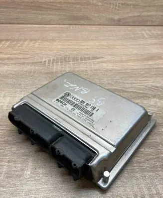 Audi A4 S4 B5 8D Engine control unit/module ECU 8D0907558B 0261204774