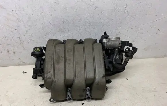 Audi A4 S4 B8 8K Intake manifold valve actuator/motor 06E133210F