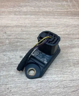 Volkswagen PASSAT B6 Acceleration sensor 3C0907651 WITHPLUG
